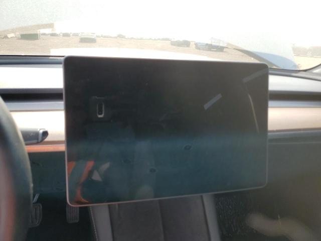 5YJ3E1EA6PF450298 - 2023 TESLA MODEL 3 WHITE photo 9