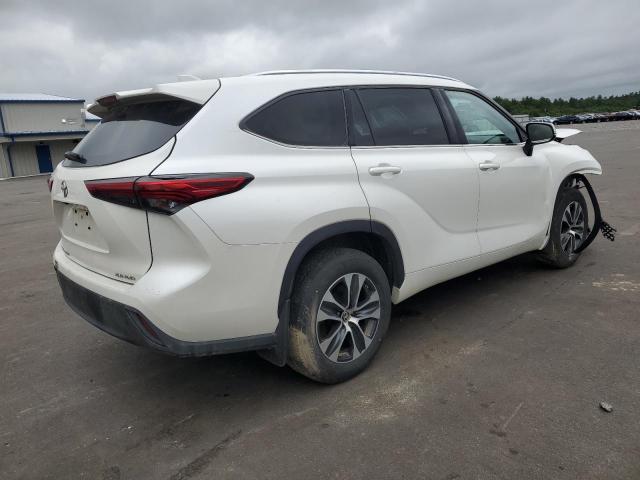 5TDGZRBHXMS114196 - 2021 TOYOTA HIGHLANDER XLE Սպիտակ լուսանկար 3