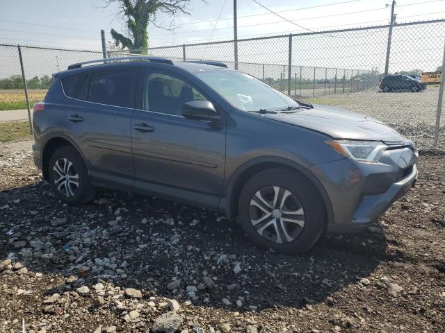 JTMBFREV4JD255048 - 2018 TOYOTA RAV4 LE رمادي صورة 4