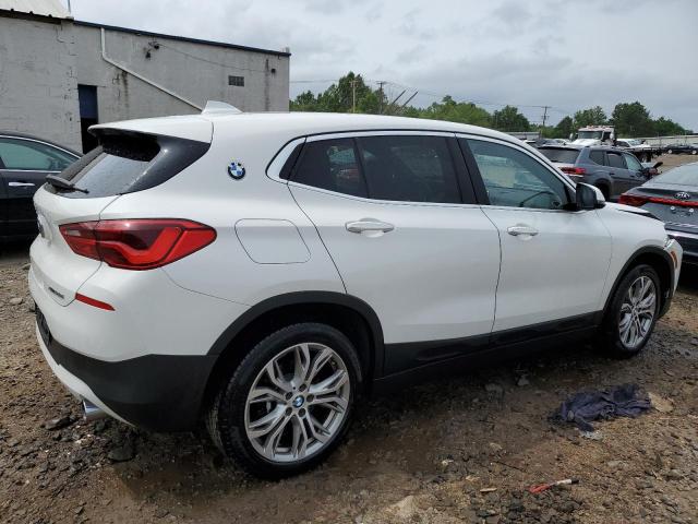 WBXYJ5C32JEF71440 - 2018 BMW X2 XDRIVE28I WHITE photo 3