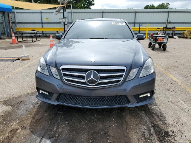 WDDHF7CB3AA034216 - 2010 MERCEDES-BENZ E 550 GRAY photo 5