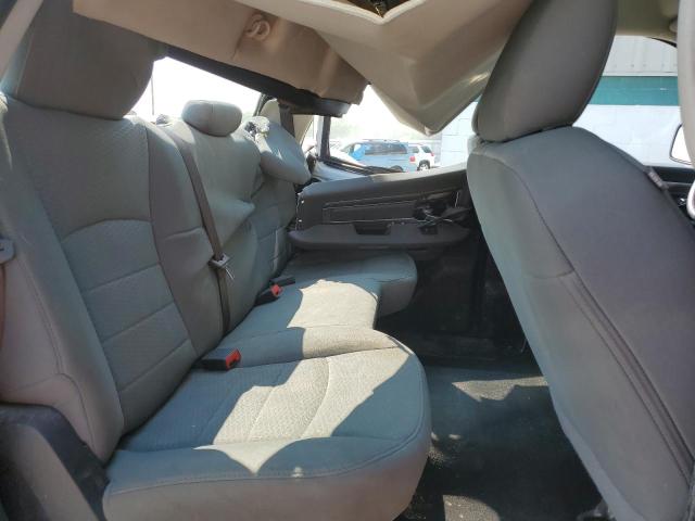 3C6UR5JL6EG313772 - 2014 RAM 2500 SLT თეთრი ფოტო 10