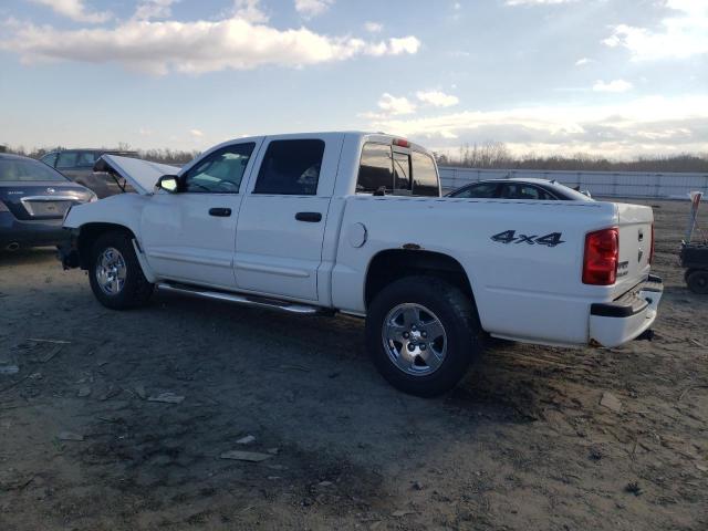 1D7HW58N55S103947 - 2005 DODGE DAKOTA QUAD LARAMIE WHITE photo 2