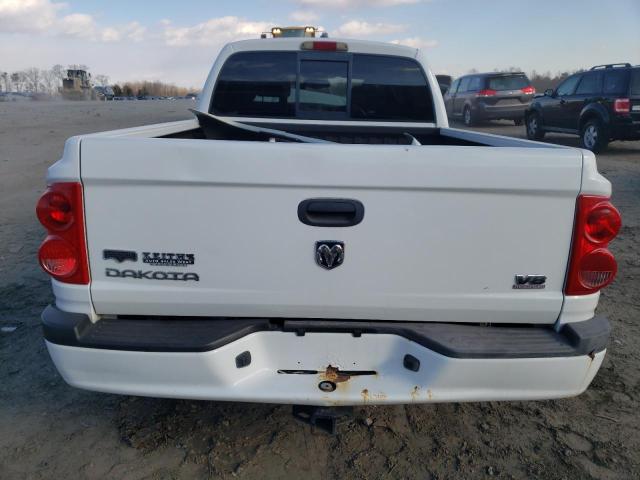 1D7HW58N55S103947 - 2005 DODGE DAKOTA QUAD LARAMIE WHITE photo 6