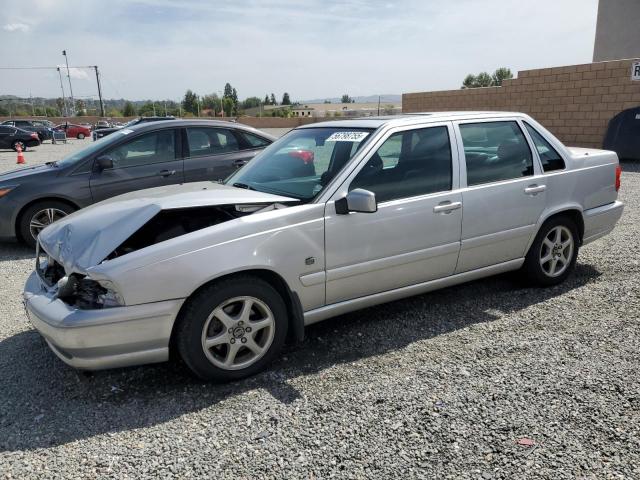 1999 VOLVO S70, 