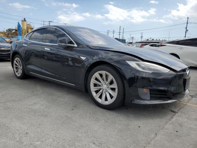 5YJSA1E10GF156998 - 2016 TESLA MODEL S BLACK photo 4