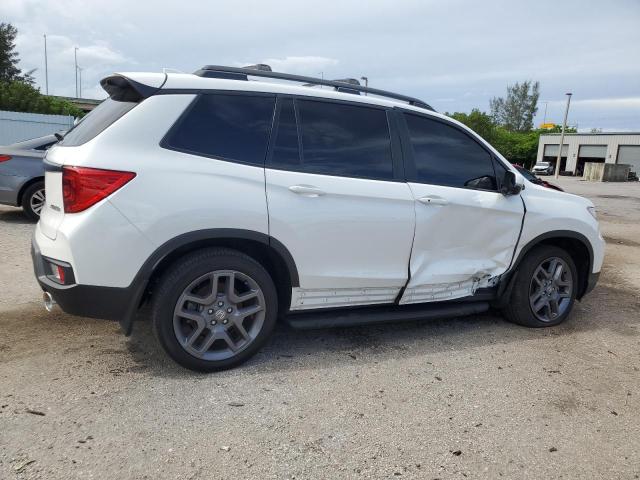 5FNYF8H5XPB001801 - 2023 HONDA PASSPORT EXL WHITE photo 3