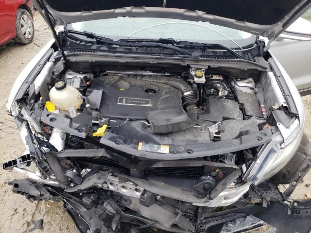 5LMCJ3C97HUL46775 - 2017 LINCOLN MKC RESERVE SILVER photo 12