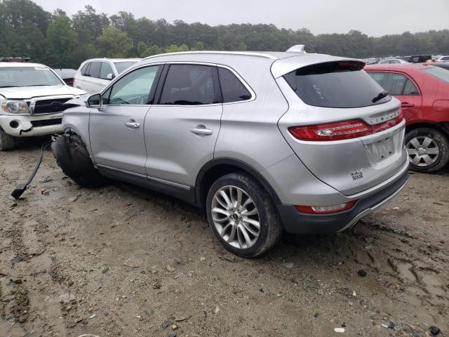 5LMCJ3C97HUL46775 - 2017 LINCOLN MKC RESERVE SILVER photo 2