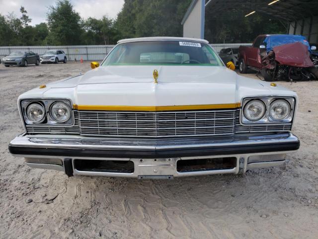 4P67J5X145823 - 1975 BUICK LESABRE WHITE photo 5