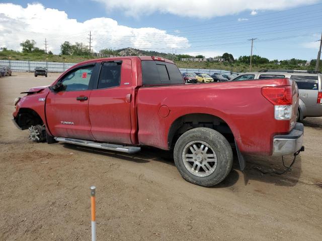 5TFUW5F14BX205652 - 2011 TOYOTA TUNDRA DOUBLE CAB SR5 RED photo 2