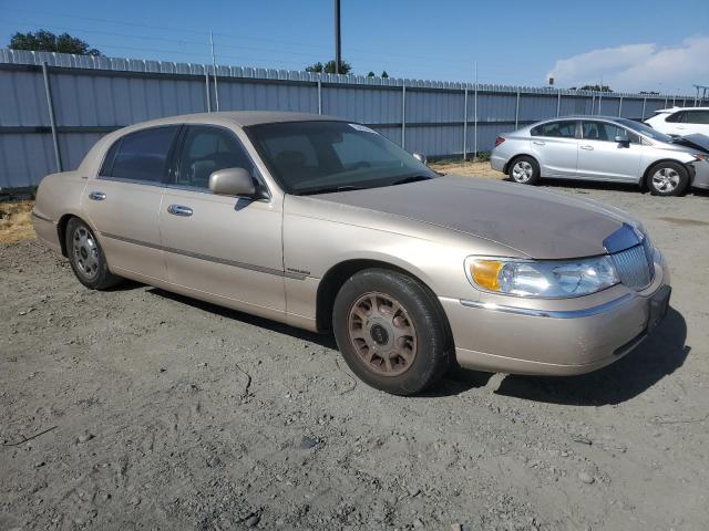 1LNFM81W8WY632959 - 1998 LINCOLN TOWN CAR EXECUTIVE Gold Foto 4