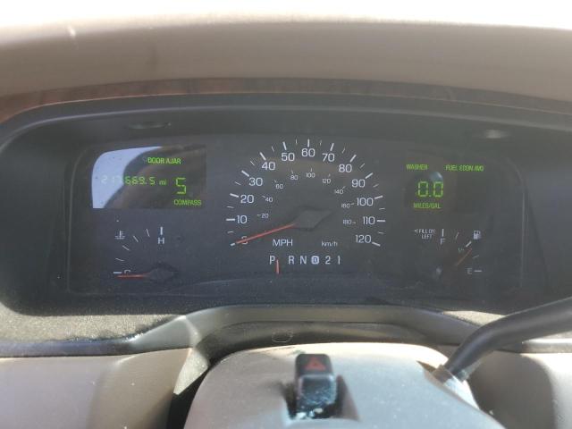 1LNFM81W8WY632959 - 1998 LINCOLN TOWN CAR EXECUTIVE Gold Foto 9