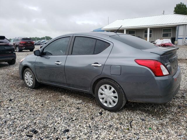 3N1CN7APXKL858006 - 2019 NISSAN VERSA S GRAY photo 2