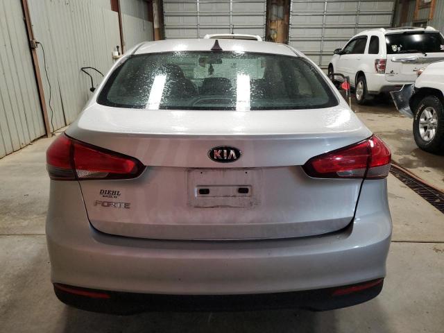 3KPFK4A76HE105023 - 2017 KIA FORTE LX SILVER photo 6