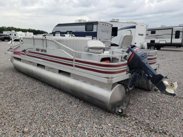 GMX09485B000 - 2000 BOAT PONTOON WHITE photo 3