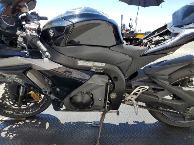 JS1GT78A9E2101992 - 2014 SUZUKI GSX-R1000 BLACK photo 5