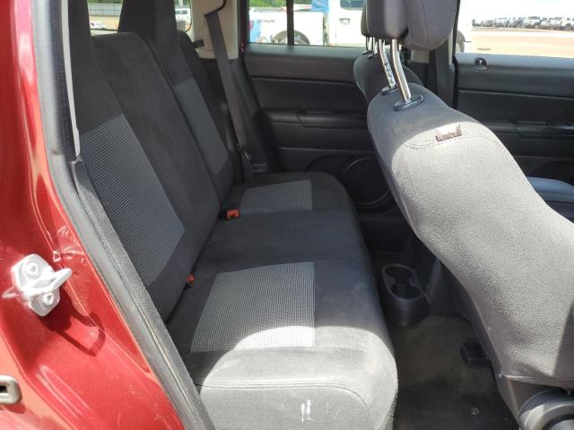 1C4NJPBA4GD719644 - 2016 JEEP PATRIOT SPORT RED photo 10