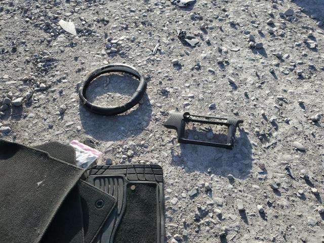 JTKJF5C79C3023507 - 2012 TOYOTA SCION TC Gümüş foto 12