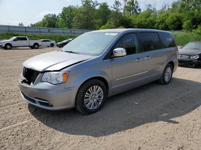 2C4RC1GG2DR633828 - 2013 CHRYSLER TOWN & COU LIMITED SILVER photo 1