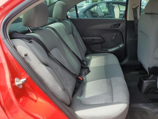 1G1JB5SH6J4134433 - 2018 CHEVROLET SONIC LS RED photo 10