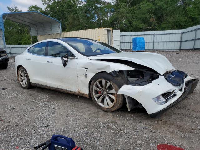 5YJSA1E40FF102402 - 2015 TESLA MODEL S WHITE photo 4