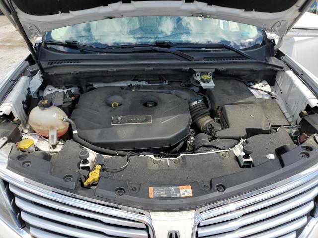 5LMCJ3C94JUL03937 - 2018 LINCOLN MKC RESERVE WHITE photo 12