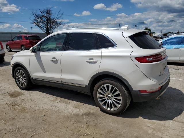 5LMCJ3C94JUL03937 - 2018 LINCOLN MKC RESERVE WHITE photo 2