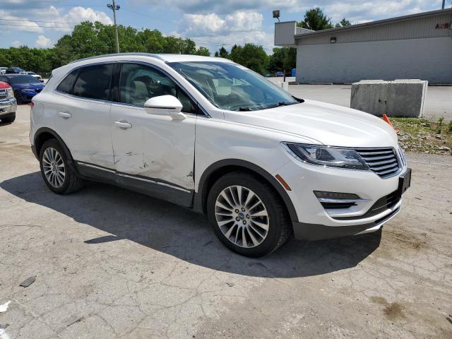 5LMCJ3C94JUL03937 - 2018 LINCOLN MKC RESERVE WHITE photo 4