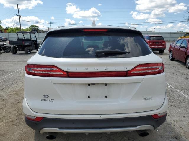 5LMCJ3C94JUL03937 - 2018 LINCOLN MKC RESERVE WHITE photo 6