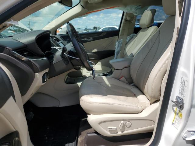 5LMCJ3C94JUL03937 - 2018 LINCOLN MKC RESERVE WHITE photo 7