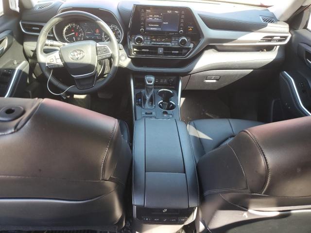 5TDGZRBH8NS574250 - 2022 TOYOTA HIGHLANDER XLE MAROON photo 8