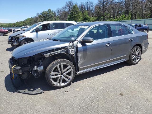 1VWDT7A33HC061733 - 2017 VOLKSWAGEN PASSAT R-LINE Grau Foto 1
