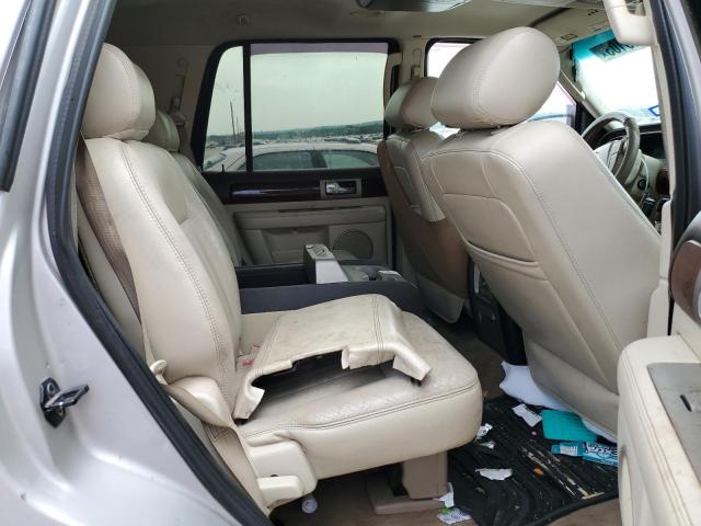 5LMFU27R13LJ23929 - 2003 LINCOLN NAVIGATOR 银色 照片 11