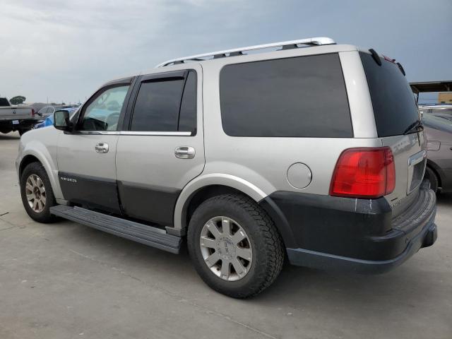 5LMFU27R13LJ23929 - 2003 LINCOLN NAVIGATOR 银色 照片 2