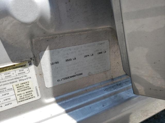 KL1TD5DE9AB072266 - 2010 CHEVROLET AVEO LS 银色 照片 13