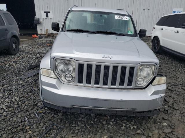 1J8GN28K48W190260 - 2008 JEEP LIBERTY SPORT SILVER photo 5