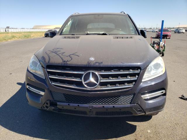 4JGDA5HB4CA016777 - 2012 MERCEDES-BENZ ML 350 4MATIC BLUE photo 5