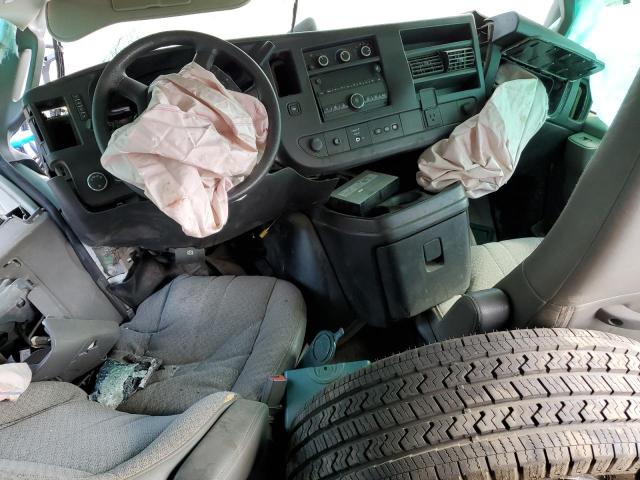 1GAZGPFGXJ1323301 - 2018 CHEVROLET EXPRESS G3 LT WHITE photo 8