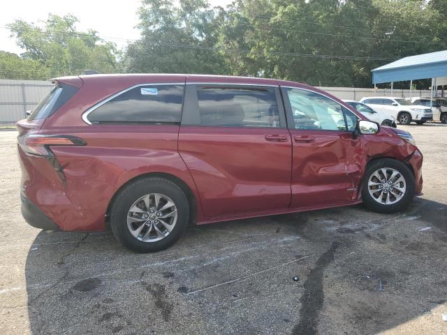 5TDKRKEC7MS047266 - 2021 TOYOTA SIENNA LE MAROON photo 3