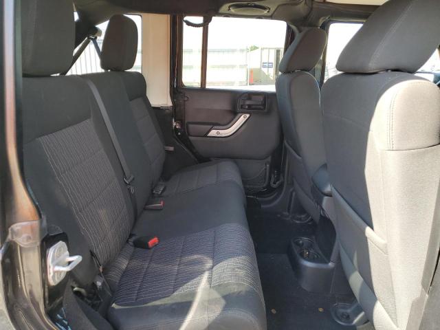 1C4BJWEG6CL121441 - 2012 JEEP WRANGLER U SAHARA BLACK photo 6