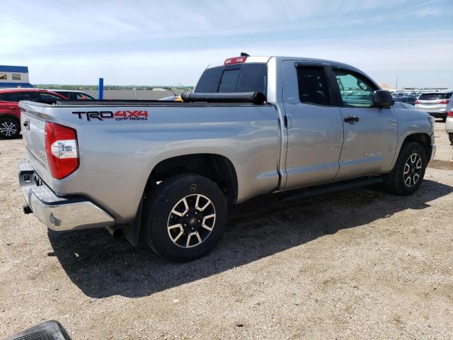 5TFUY5F18LX880870 - 2020 TOYOTA TUNDRA DOUBLE CAB SR/SR5 SILVER photo 3