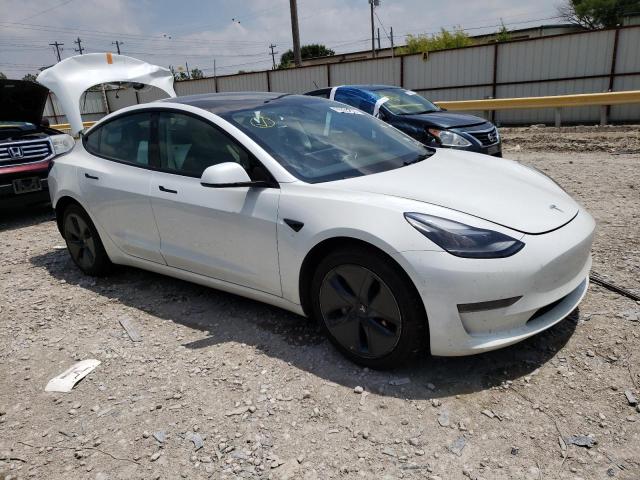 5YJ3E1EA8NF374791 - 2022 TESLA MODEL 3 WHITE photo 4