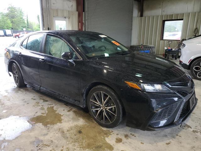 4T1G11AK3RU906615 - 2024 TOYOTA CAMRY SE NIGHT SHADE BLACK photo 4