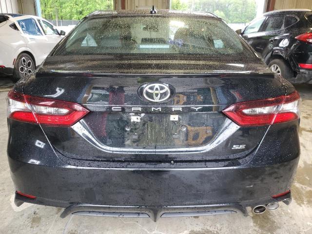 4T1G11AK3RU906615 - 2024 TOYOTA CAMRY SE NIGHT SHADE BLACK photo 6