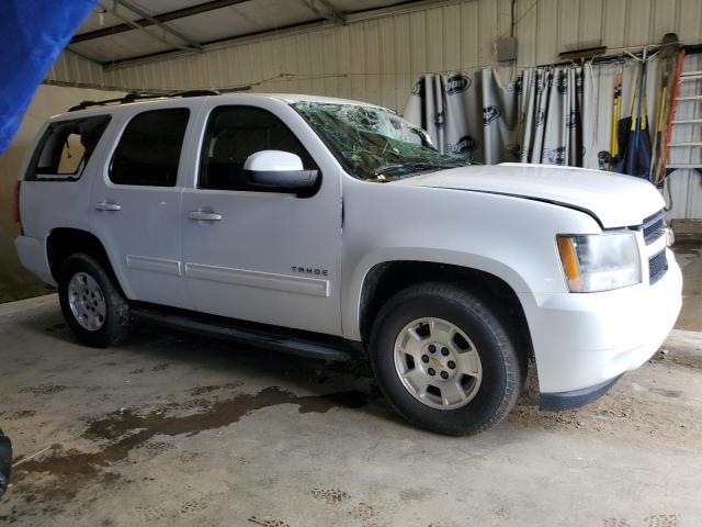 1GNSCAE01BR264512 - 2011 CHEVROLET TAHOE C1500  LS WHITE photo 4