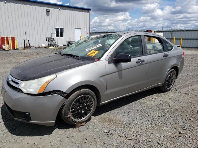 1FAHP34N98W172015 - 2008 FORD FOCUS S/SE SILVER photo 1