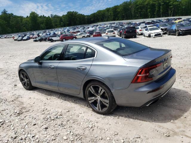 7JRA22TL8KG002803 - 2019 VOLVO S60 T6 INSCRIPTION GRAY photo 2