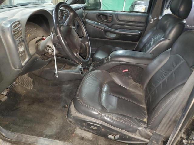 1GNDT13W212224379 - 2001 CHEVROLET BLAZER BLACK photo 7