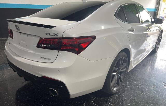 19UUB3F65KA001796 - 2019 ACURA TLX TECHNOLOGY WHITE photo 4